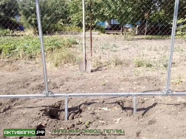 Фундамент для теплицы из свай Фундамент для теплицы из свай